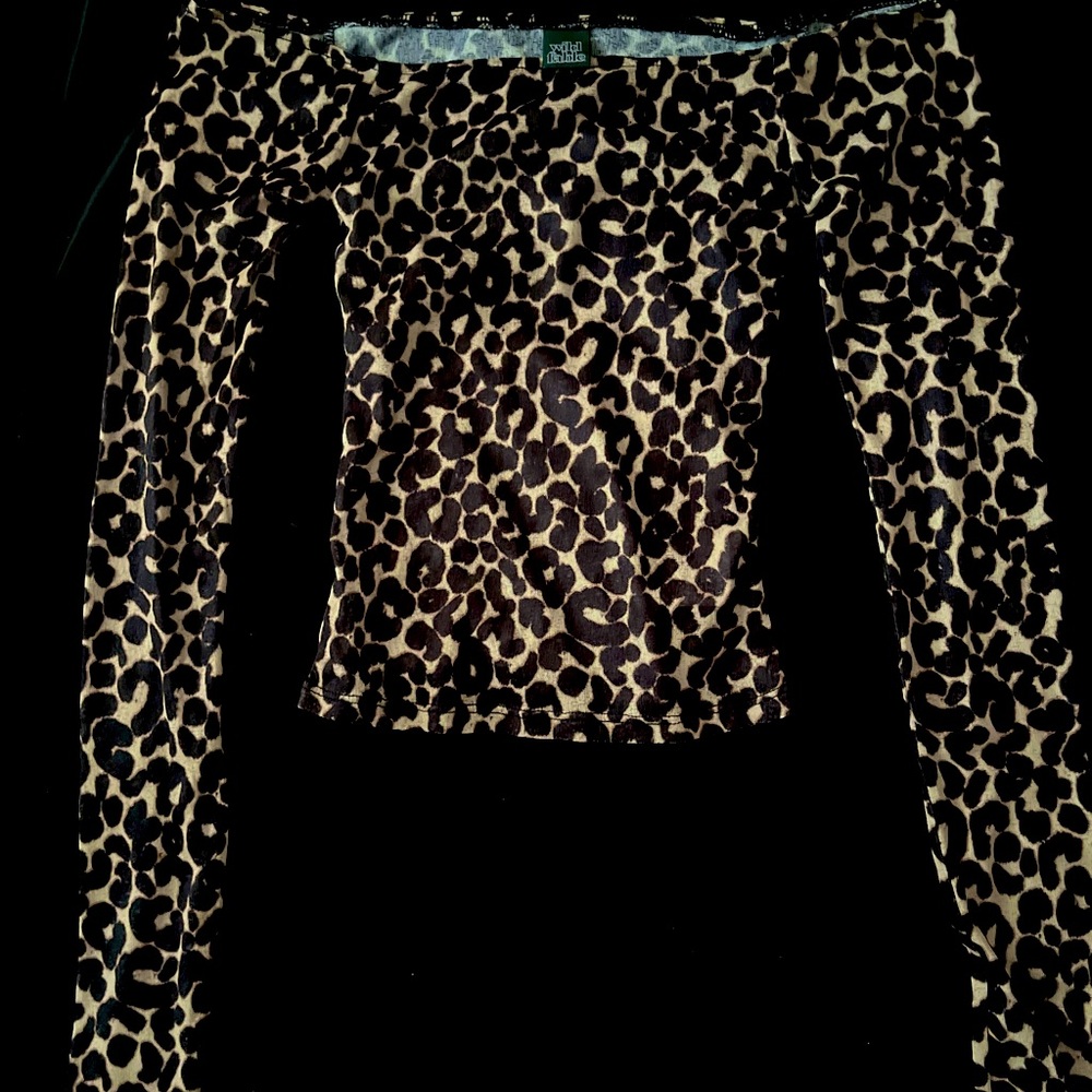 Women’s shirt